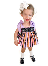 Load image into Gallery viewer, FALL FINALE; GIRLS TRICK OR CHIC DIAPER SET
