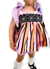 Load image into Gallery viewer, FALL FINALE; GIRLS TRICK OR CHIC DIAPER SET
